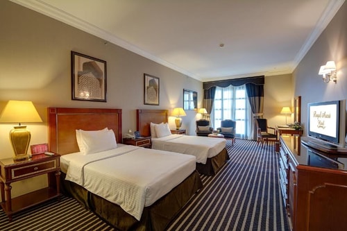 Superior Room Near Meena Bazar By Luxury Bookings 6 Luxury Bookings