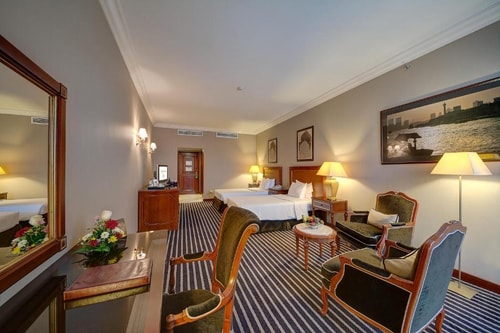 Superior Room Near Meena Bazar By Luxury Bookings 7 Luxury Bookings