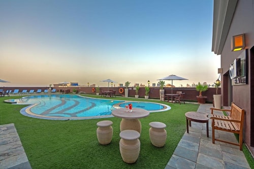 Superior Room Near Meena Bazar By Luxury Bookings 14 Luxury Bookings