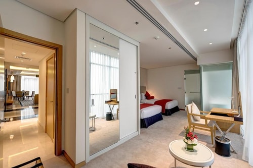 Superior Room Near City Center Deira 13 Luxury Bookings