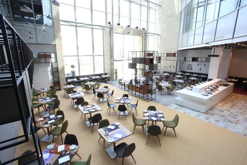 Standard King or Twin Near Persian Kebab Jumeirah 8 Luxury Bookings