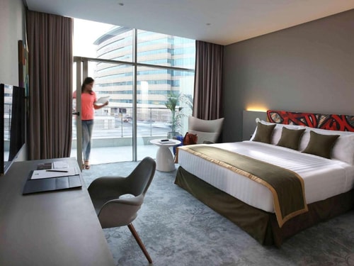 Suite King or Twin Near Persian Kebab Jumeirah 15 Luxury Bookings