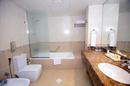 One Bedroom Apartment Near Al Rigga Metro 4 Luxury Bookings