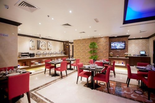 Three Bedroom Apartment Near Al Rigga Metro 11 Luxury Bookings
