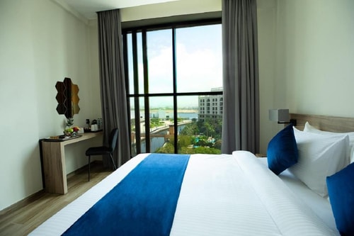 Deluxe Room Near Versace Hotel Dubai Jadaf Luxury Bookings