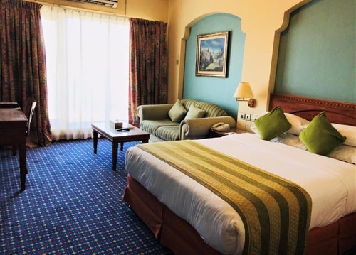 Executive Room Near Baniyas Square Metro 14 Luxury Bookings