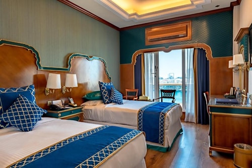 Executive Room Near Baniyas Square Metro 16 Luxury Bookings