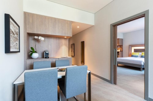 Executive Suite With jaccuzi Near Davis Langdon. 4 Luxury Bookings