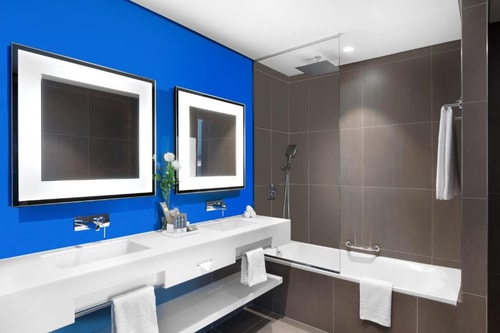 Executive Suite With jaccuzi Near Davis Langdon. 18 Luxury Bookings