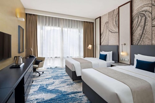 Superior Room Near Gold Souq Metro Station 8 Luxury Bookings