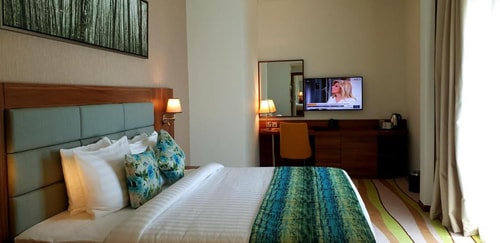 Deluxe Room Near Citi Mart Supermarket 2 Luxury Bookings