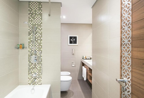 One Bedroom Suite Near Al Bakhit Center 5 Luxury Bookings