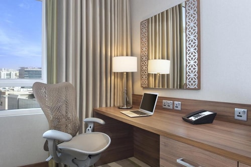 One Bedroom Suite Near Al Bakhit Center 4 Luxury Bookings