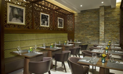One Bedroom Suite Near Al Bakhit Center 9 Luxury Bookings