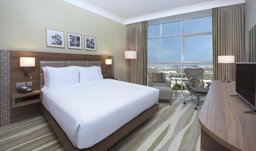 One Bedroom Suite Near Al Bakhit Center 2 Luxury Bookings