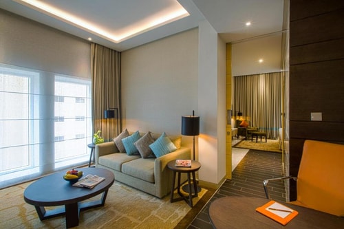 Executive Suite Near Adcb Metro By Luxury Bookings 1 Luxury Bookings
