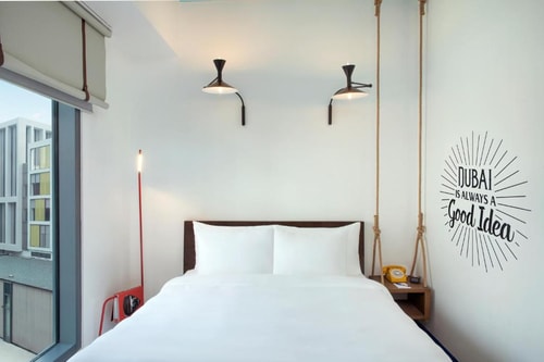 King Room Near C10 Bus Station By Luxury Booking 12 Luxury Bookings