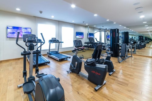 Standard Room Near Dragon Mart By Luxury Bookings 7 Luxury Bookings