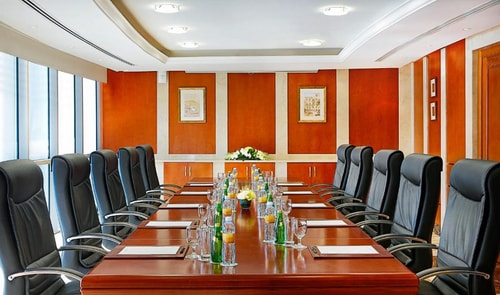 Suite Room Near Deira Clocktower 9 Luxury Bookings