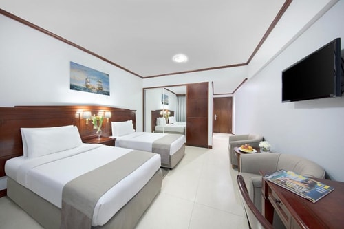 Superior Room Near Meena Bazaar By Luxury Bookings 2 Luxury Bookings