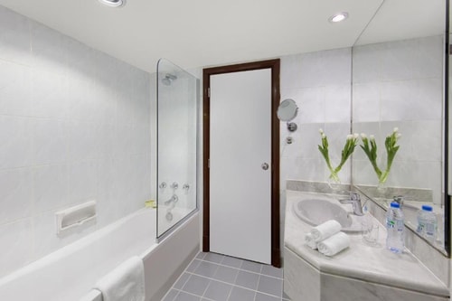 Superior Room Near Meena Bazaar By Luxury Bookings 6 Luxury Bookings