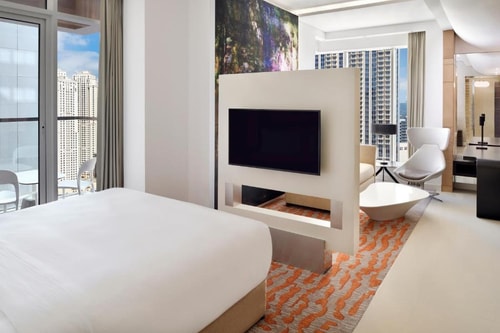 King Room Near Marina Mall By Luxury Bookings 19 Luxury Bookings