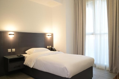 Superior Room Near Pak Darbar Restaurant Deira 4 Luxury Bookings