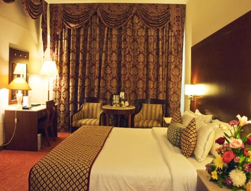 Standard Room Near Burjuman Metro Station Ad 2 Luxury Bookings