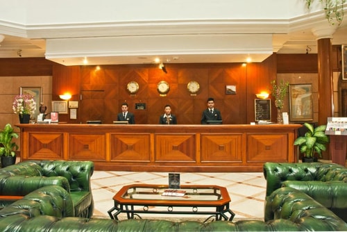 Standard Room Near Burjuman Metro Station Ad 10 Luxury Bookings