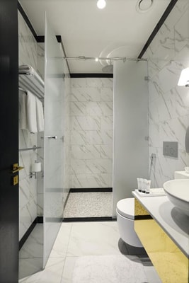 Luxury One Bedroom Apartment in Business Bay 15 Luxury Bookings