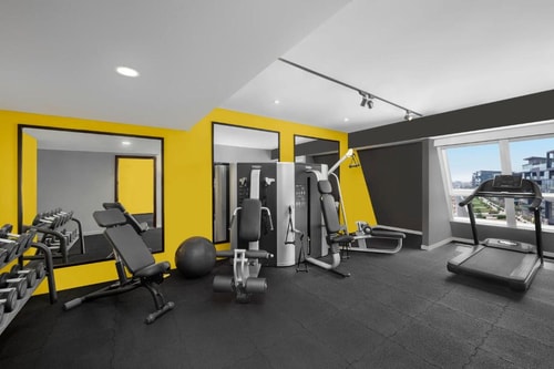 King Studio Near Burj Khalifa Metro Station 10 Luxury Bookings