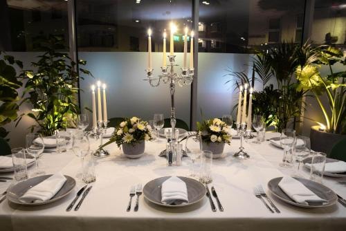 Standard Room Near Devonshire Square LON 10 Luxury Bookings