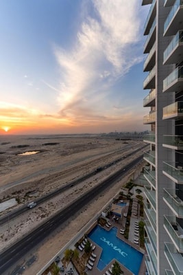 Two Bedroom Suite Near Golf City Ab 6 Luxury Bookings
