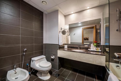One Bedroom Apartment Walk to Dubai Marina Mall 3 Luxury Bookings
