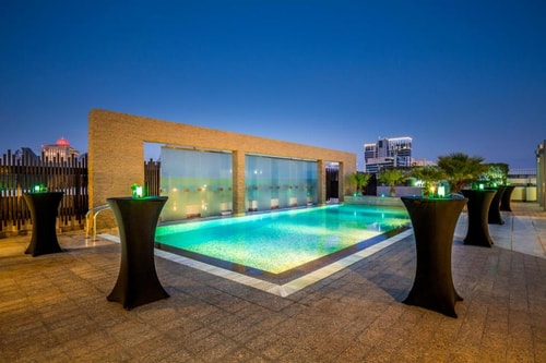 Family Suite Room Near Mall Of Emirates. 14 Luxury Bookings