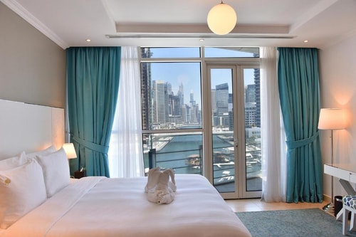 Two Bedroom Apartment Walk from Rove Marina Dubai 5 Luxury Bookings