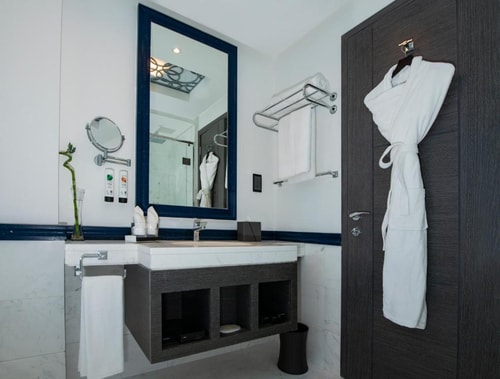 2 Bedroom Apartment Near Deira Clock Tower 2 Luxury Bookings