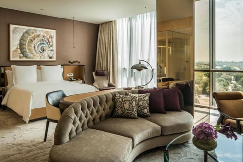 Superior Room Near DIFC Gate Village 2 Luxury Bookings
