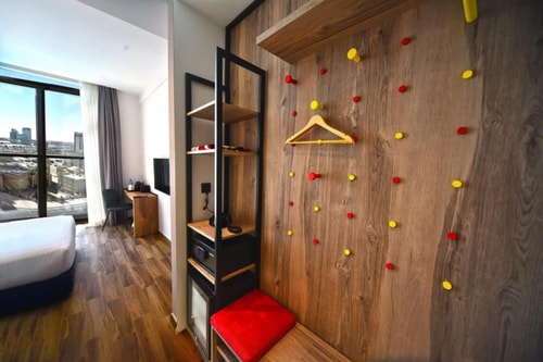 Deluxe King Or Twin Room Near Riah Towers Dubai 4 Luxury Bookings