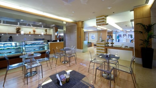 Premier 2 Bedroom Near Parking Sharjah Aquarium 8 Luxury Bookings