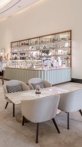 Deluxe Room City View Near By Dubai marina Mall 14 Luxury Bookings