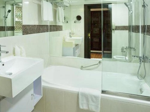 Deluxe Room Near Dubai Museum By Luxury Bookings 4 Luxury Bookings
