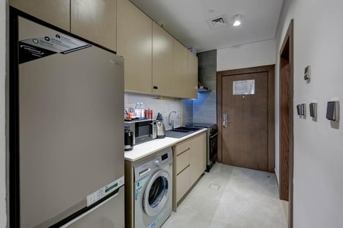 Two Bedroom Apartment Near  Meaisem City Centre 7 Luxury Bookings