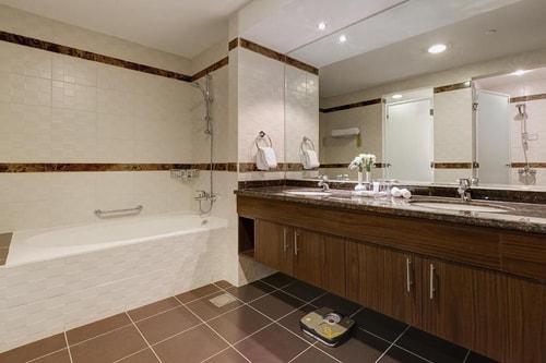 Three Bedroom Near Dubai Land Community Hub Park 8 Luxury Bookings