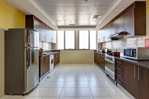 Three Bedroom Near Dubai Land Community Hub Park 7 Luxury Bookings