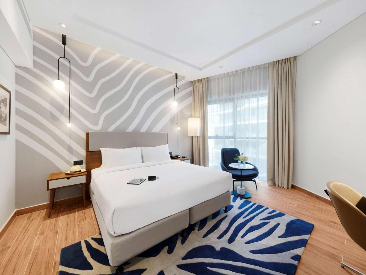 1 Bedroom Apartment In Palm Near Viva Supermarket Luxury Bookings