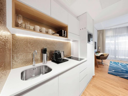 1 Bedroom Apartment In Palm Near Viva Supermarket 7 Luxury Bookings