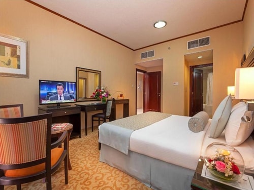 One Bedroom Apartment Walk from Ibn Battuta Mall 8 Luxury Bookings