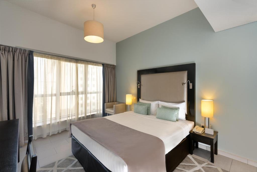 Deluxe 1 Bedroom Apartment Near Internet Metro Ac Luxury Bookings