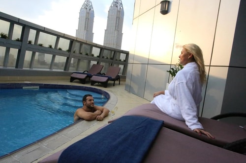 Deluxe 1 Bedroom Apartment Near Internet Metro Ac 13 Luxury Bookings